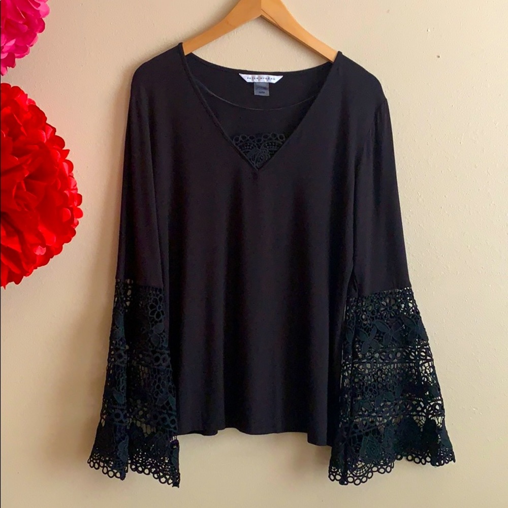 Peter Nygard Blouse